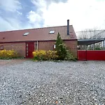 Stilfuld Lejlighed Med Pejs